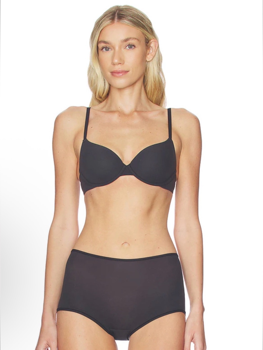 SKIMS Fits Everybody T Shirt Bra  Onyx  32C